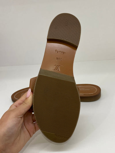 Louis Vuitton Leather Sandals - Size 38.5