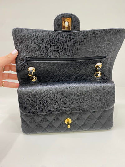 Chanel Classic Flap Medium Black Caviar GHW