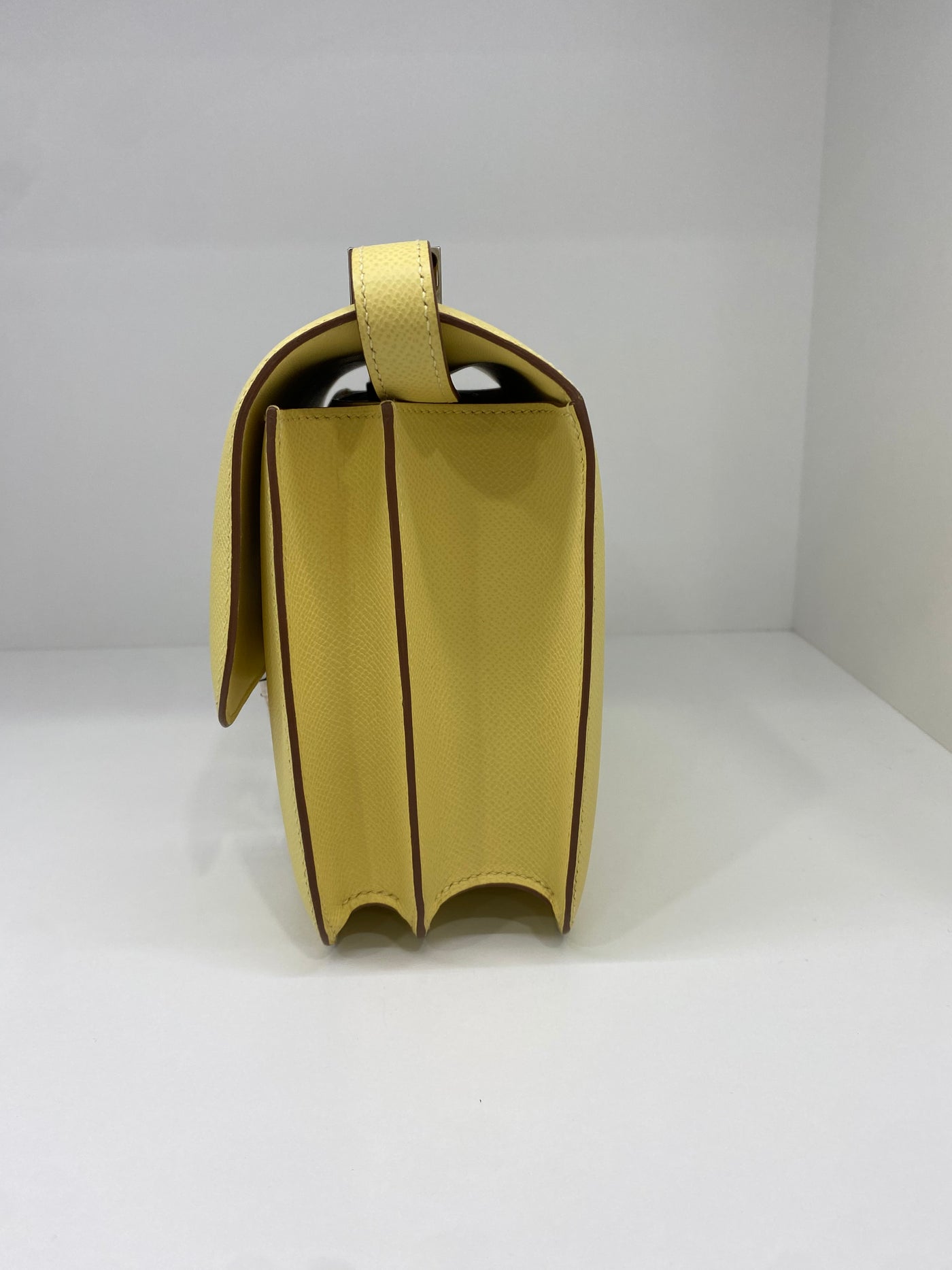 Hermes Constance 24 Jaune Poussin Epsom PHW