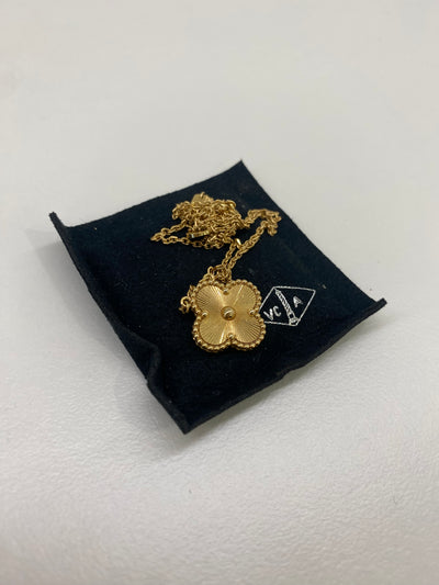 Van Cleef & Arpels Vintage Alhambra Pendant Necklace Gold
