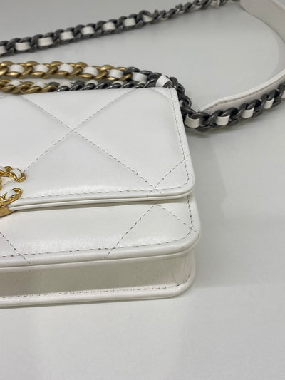 Chanel 19 WOC White Lambskin