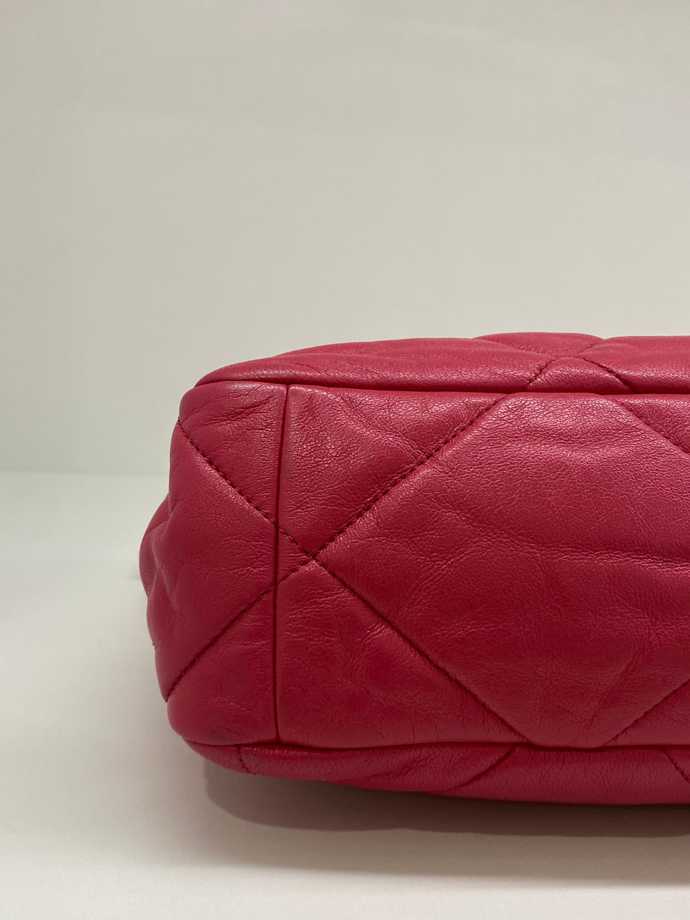 Chanel 19 Large (Medium) Fuchsia Pink GHW