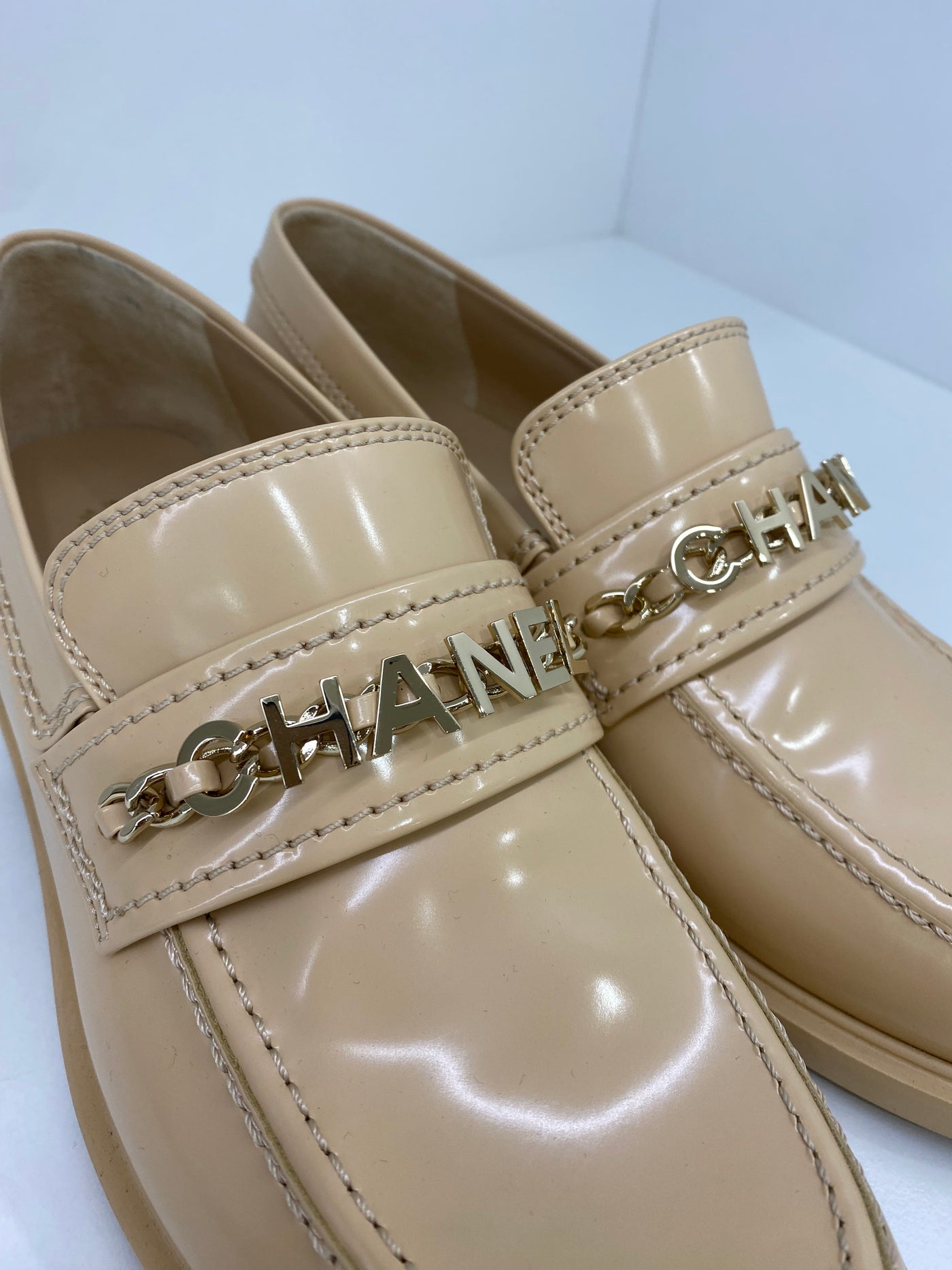 Chanel Beige Leather Moccasians 40C