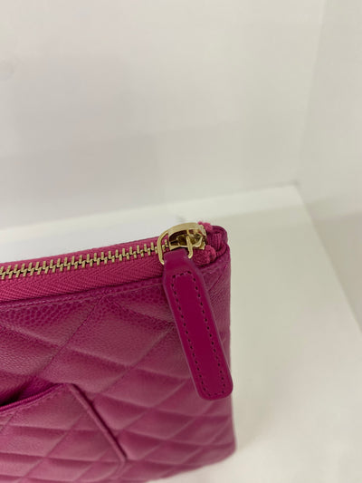 Chanel Pouch Fuchsia Caviar