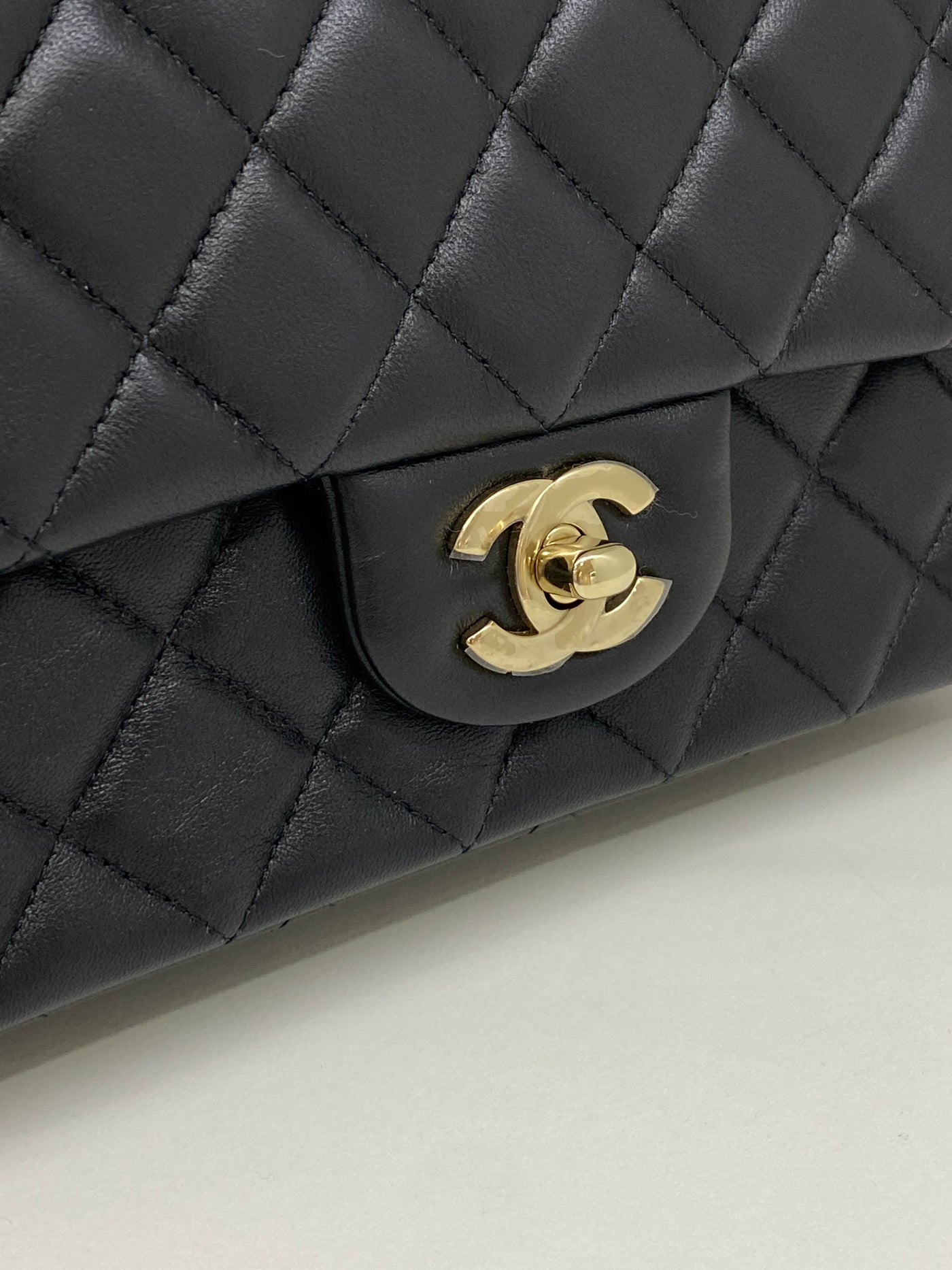 Chanel Mini Classic Bag Lambskin SGHW (microchip)