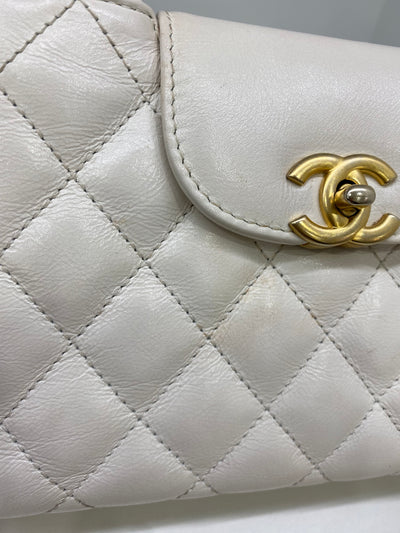 Chanel Kelly Cream GHW