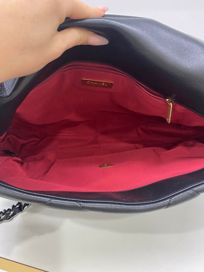 Chanel 19 Maxi Flap Black Lambskin