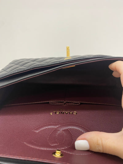 Chanel Classic Flap - Medium Black GHW (microchipped)