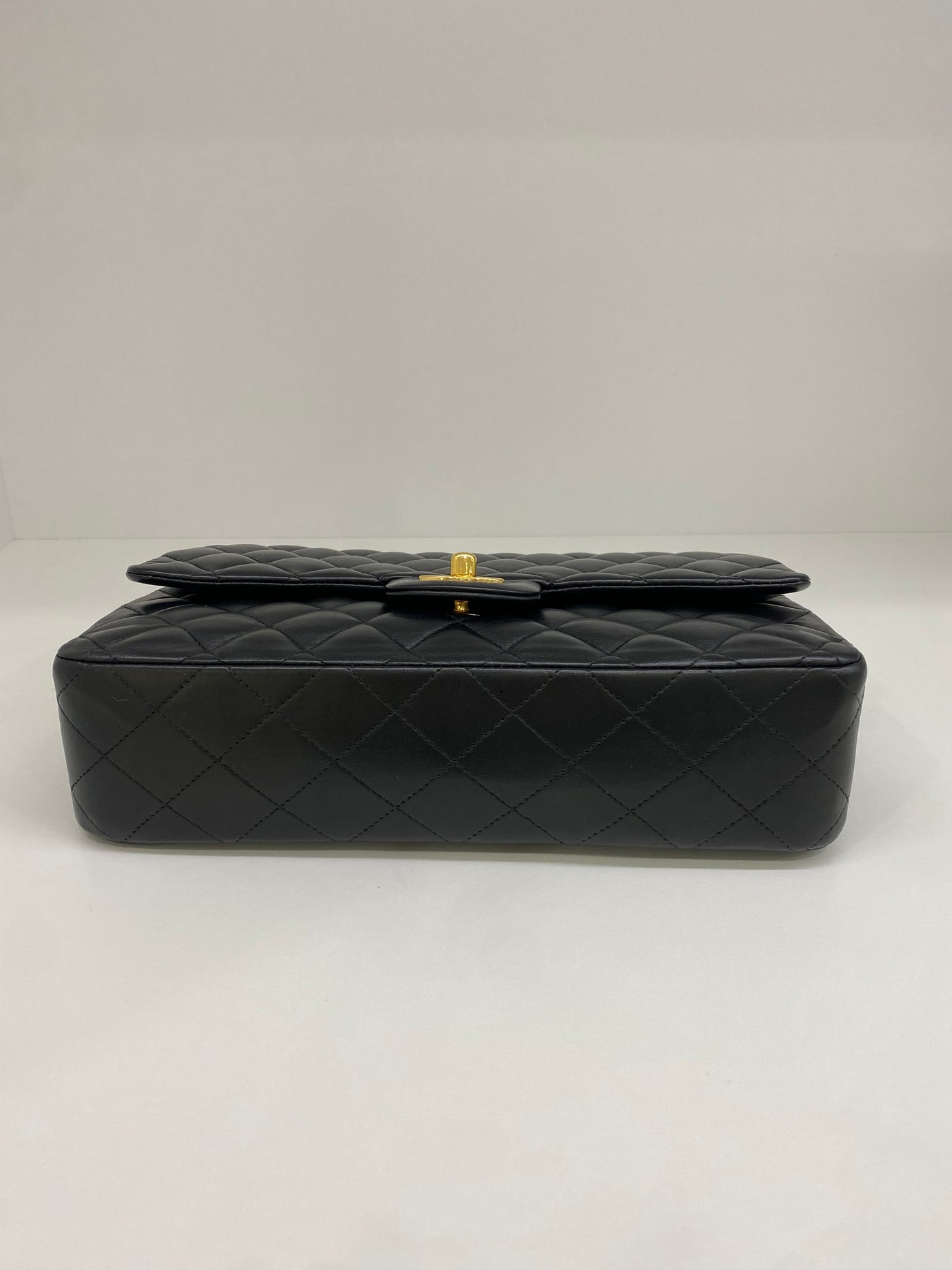 Chanel Classic Flap - Medium Black Lambskin GHW