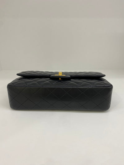 Chanel Classic Flap - Medium Black Lambskin GHW