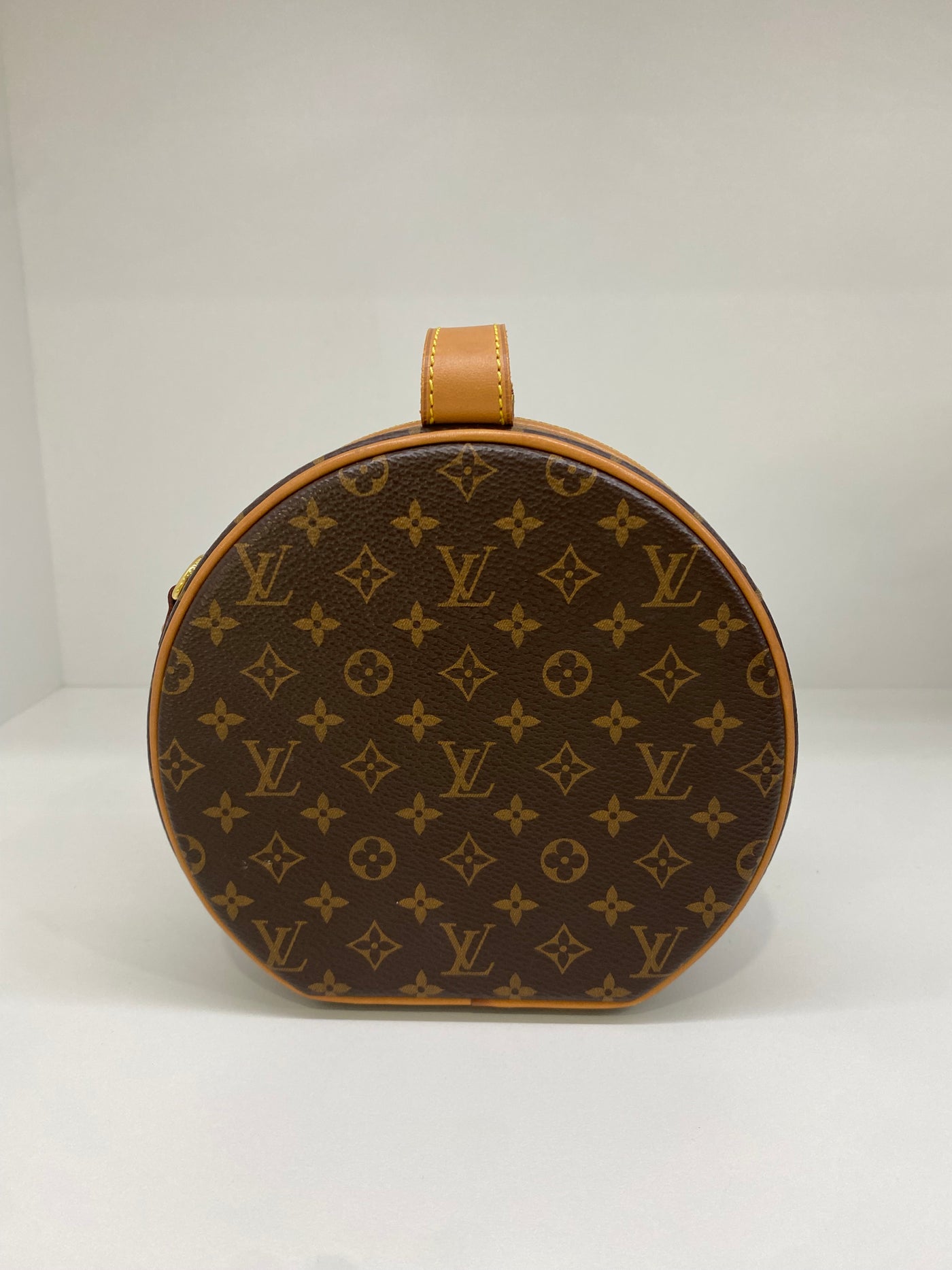 Louis Vuitton Petite Boite Chapeau