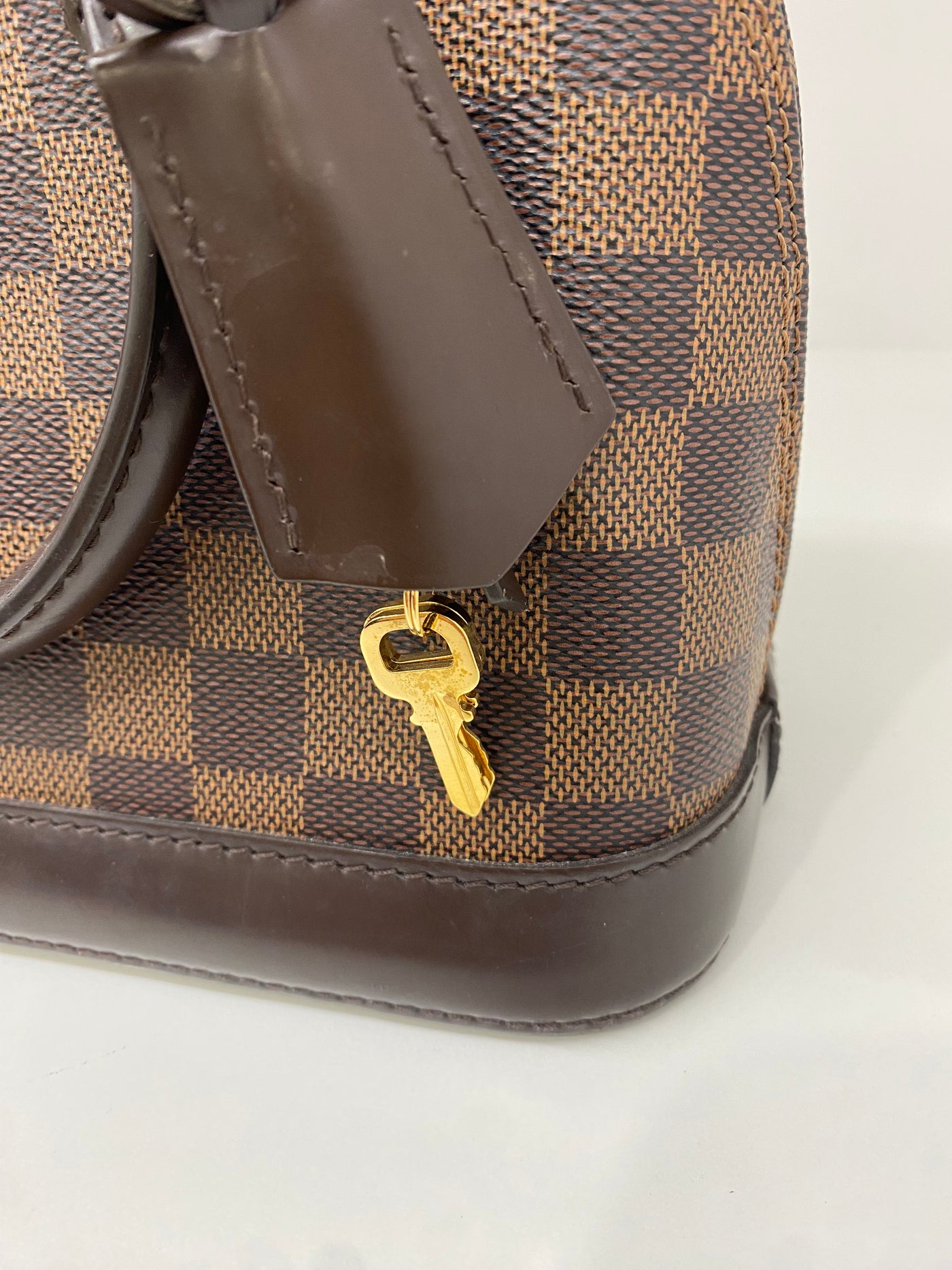 Louis Vuitton Alma BB Damier
