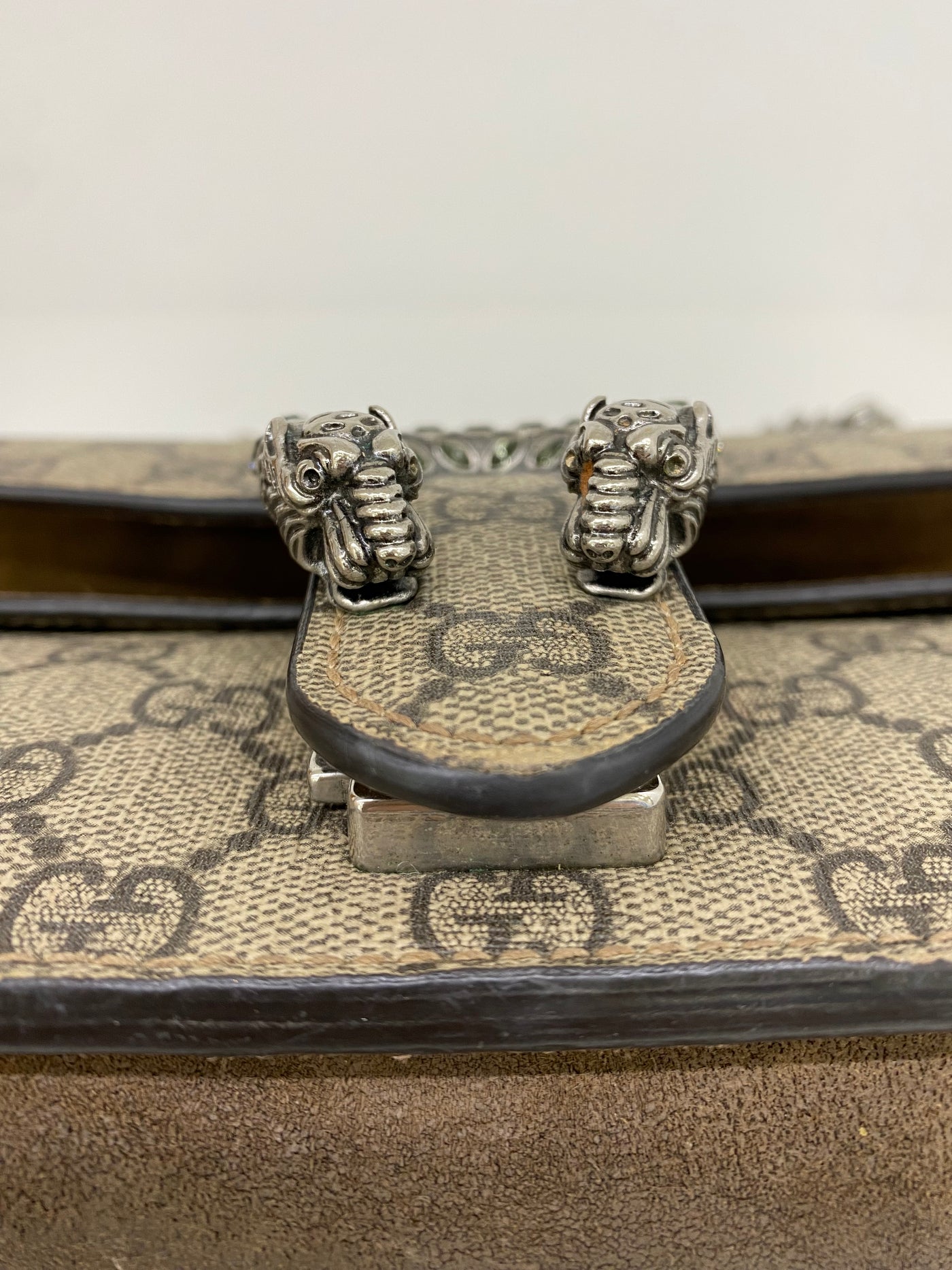 Gucci Dionysus Medium Shoulder Bag