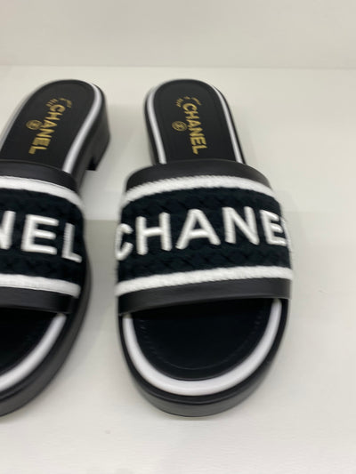 Chanel Black/White Mule - Size 40.5