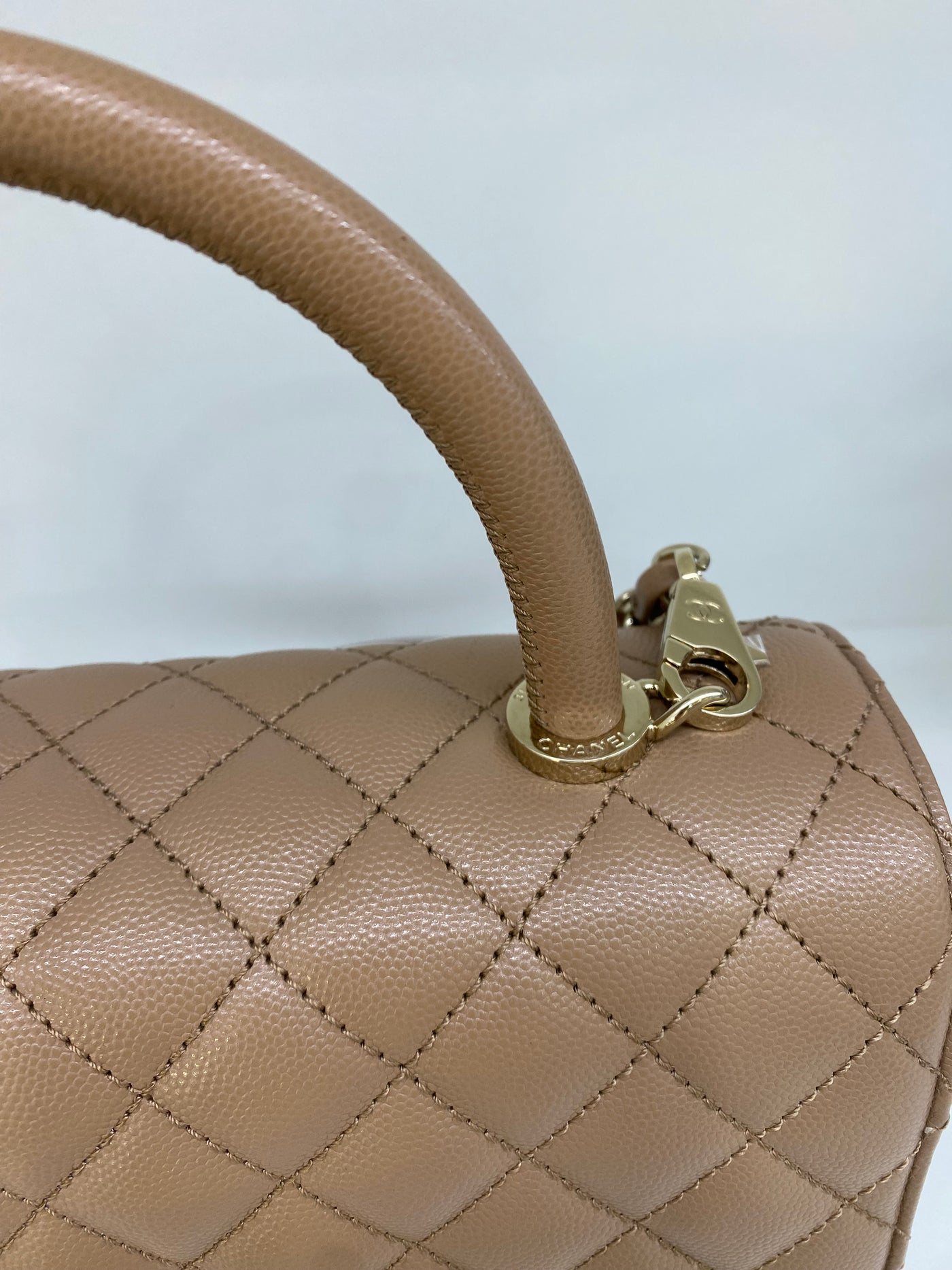 Chanel Coco Handle Medium Blush/Beige