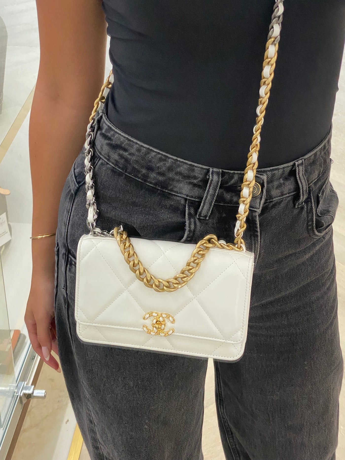 Chanel 19 WOC White Lambskin