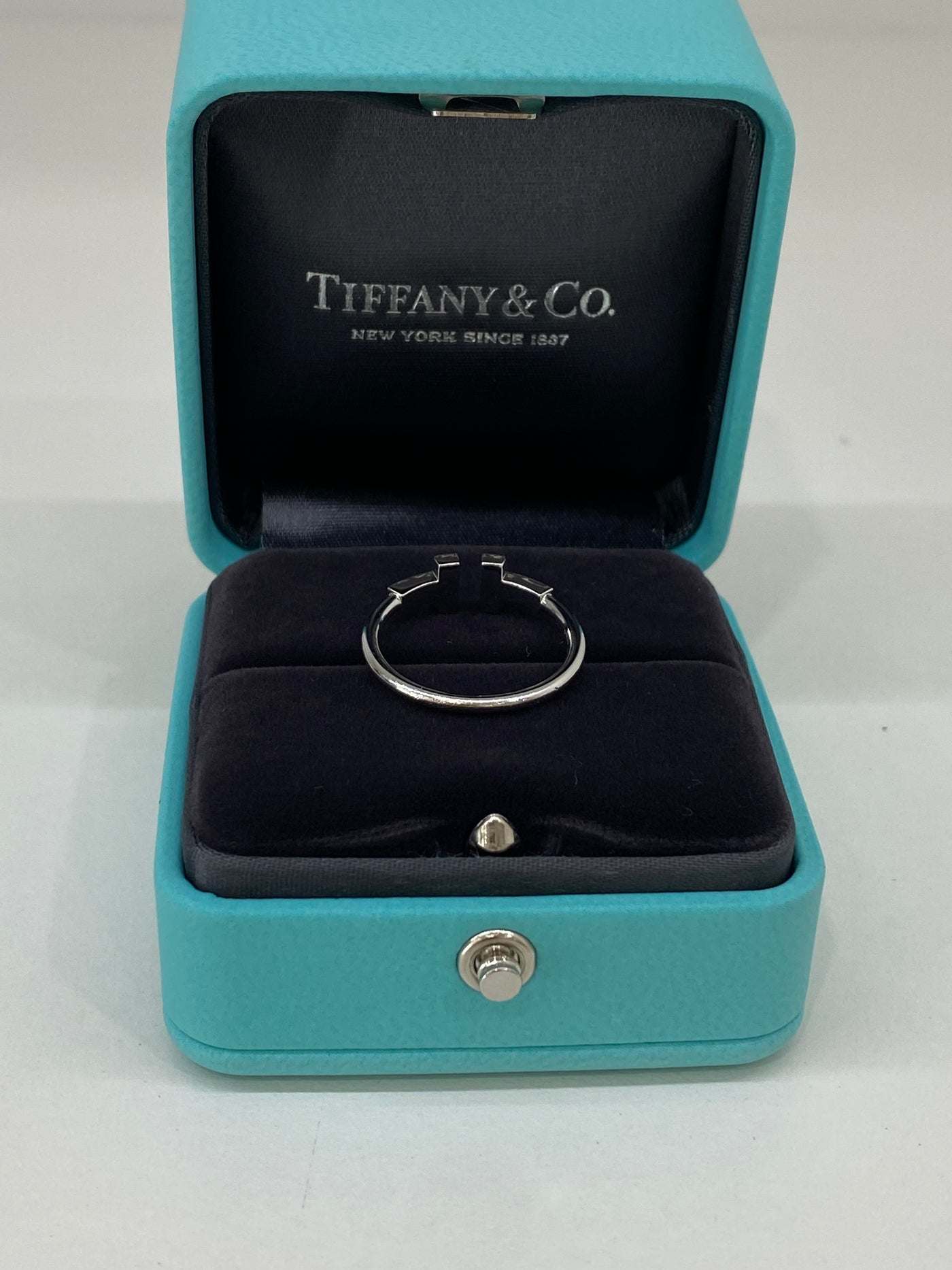 Tiffany & Co. T Diamond Wire Ring White Gold size 7