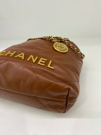 Chanel 22 Bag Mini - Caramel GHW