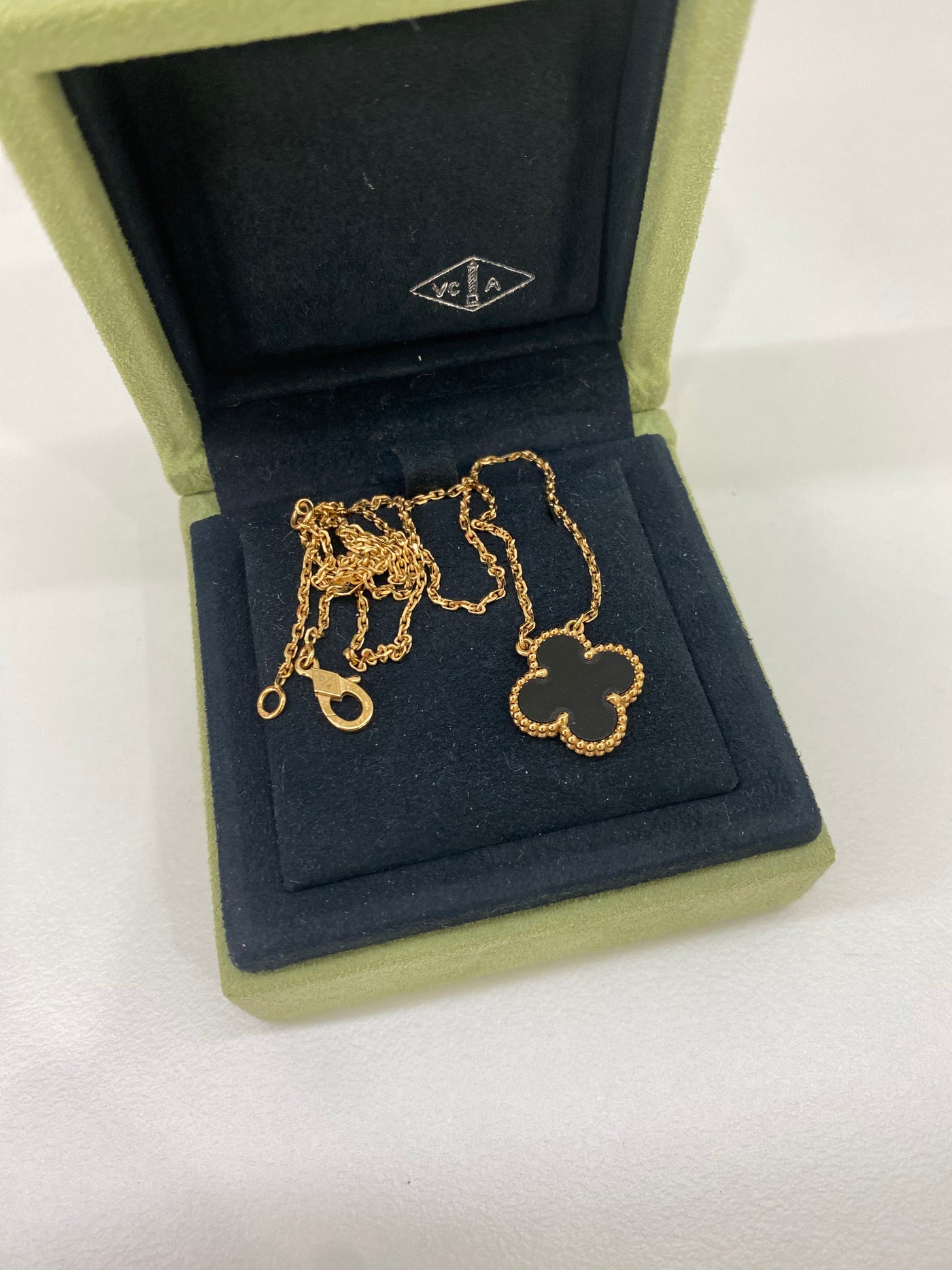 Van Cleef & Arpels Vintage Alhambra Pendant Onyx & Gold
