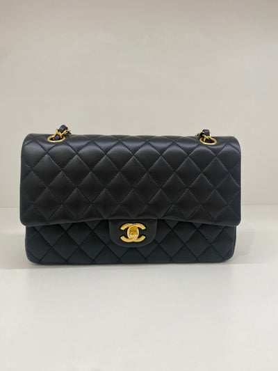 Chanel Classic Flap - Medium Black GHW