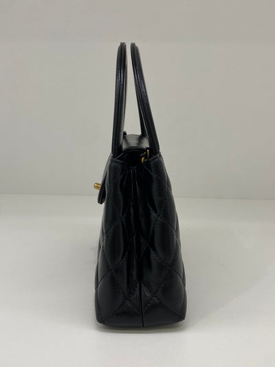 Chanel Kelly Black GHW