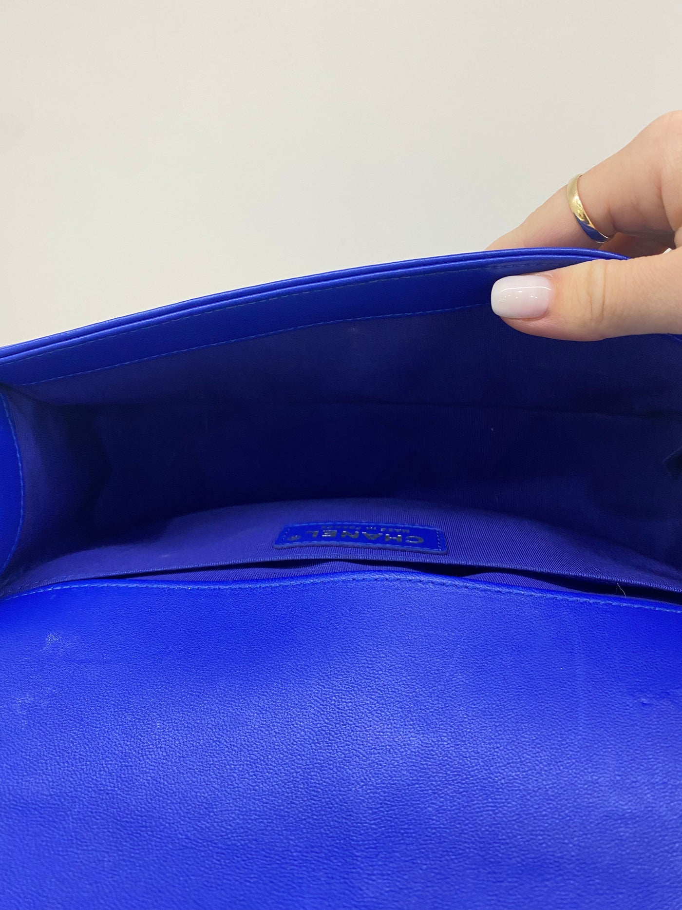Chanel Boy Bag Medium - Electric Blue (series 24)