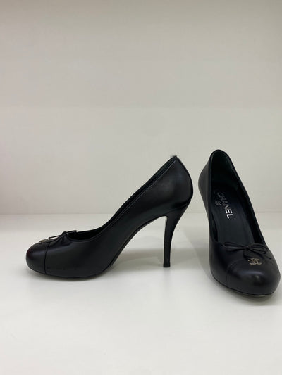 Chanel Black Pumps Size 40