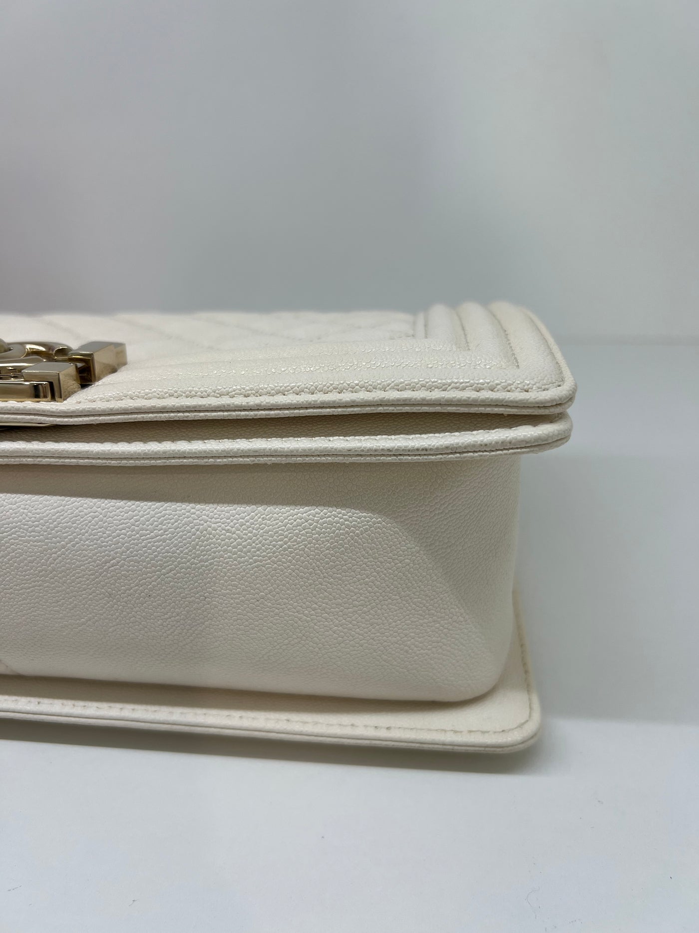 Chanel Boy Bag Medium White CGHW