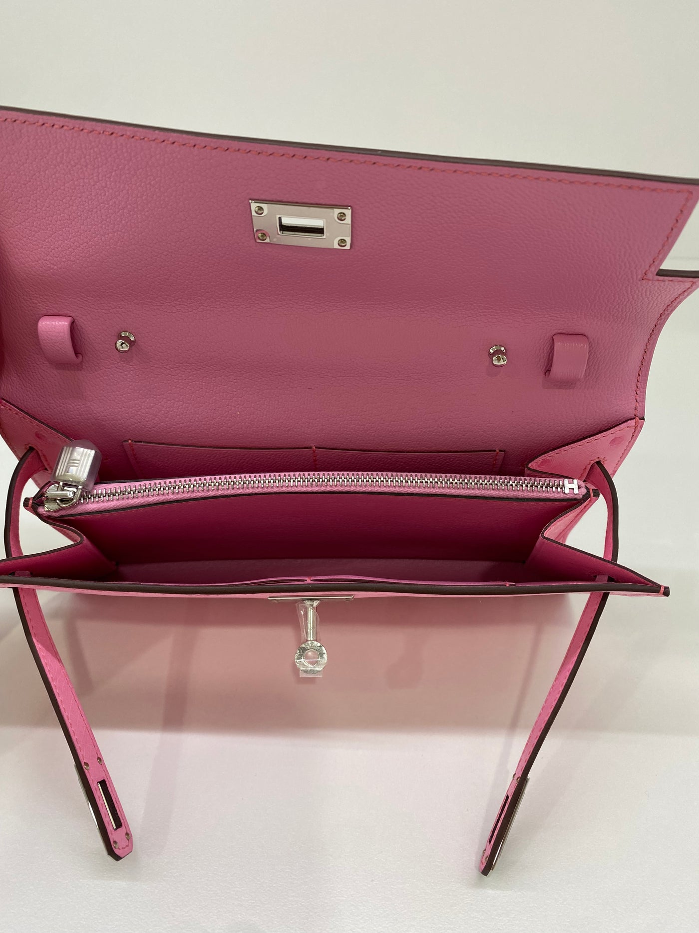 Hermes Kelly To Go Bubblegum PHW