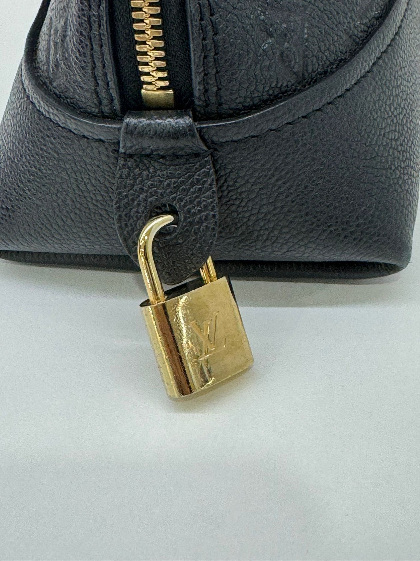 Louis Vuitton Alma Black Mini