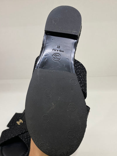 Chanel Black Crossover sandals - Size 39