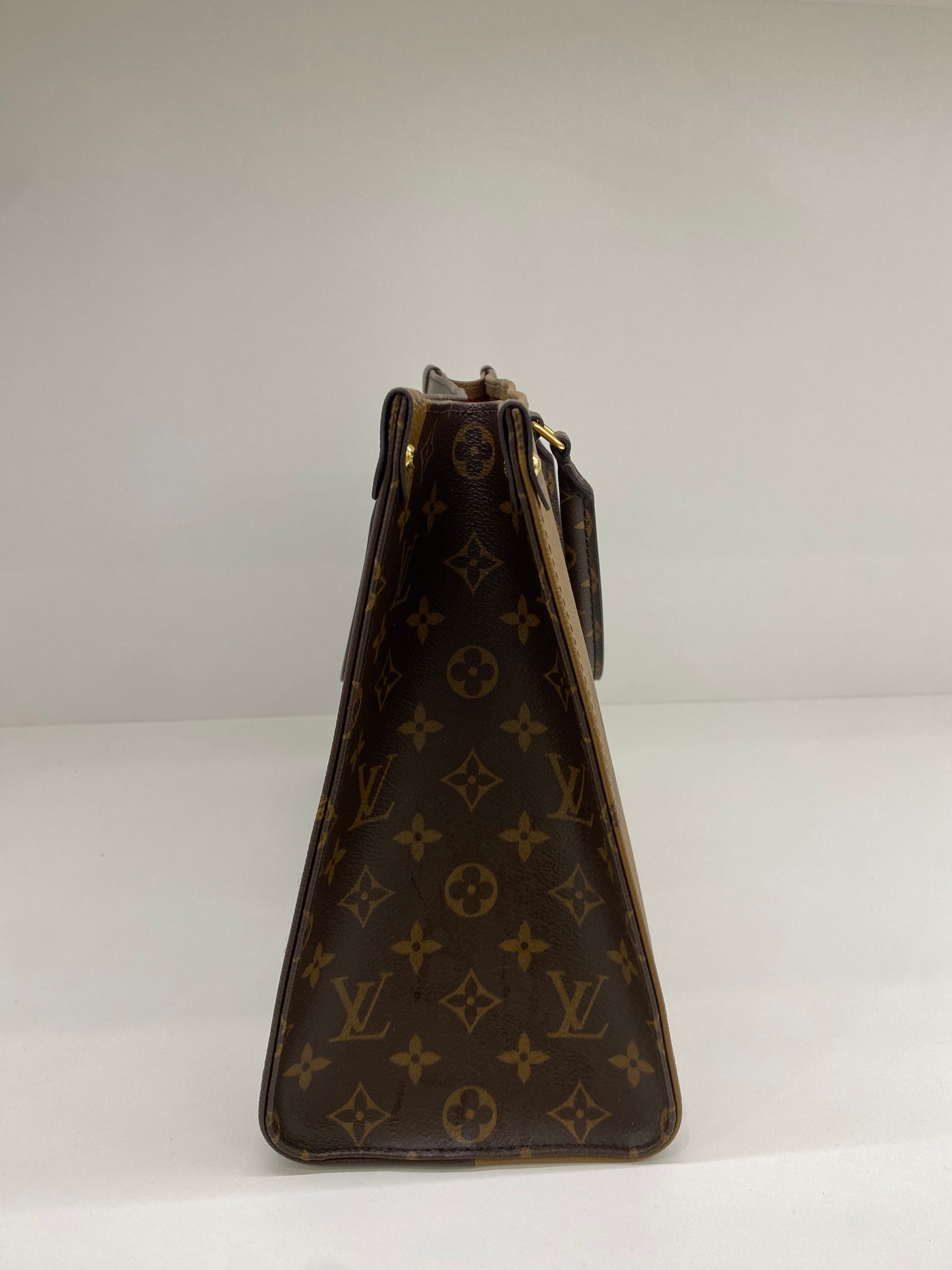 Louis Vuitton Onthego MM bag