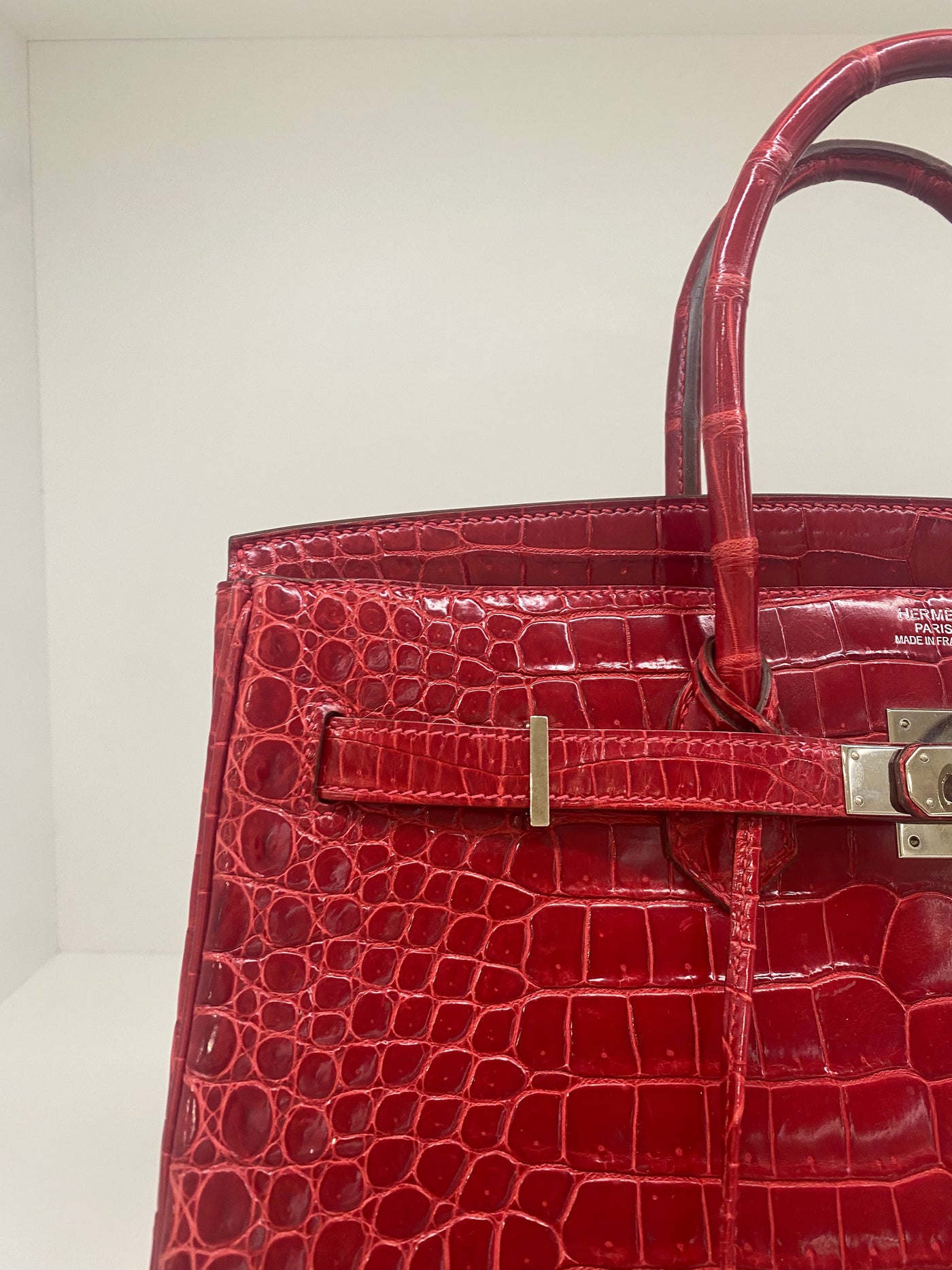 Hermes Birkin 35 - Red Alligator PHW 2011