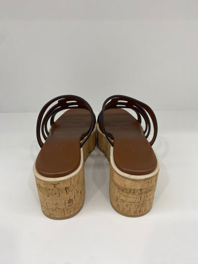 Hermes Wedges Gold Size 39
