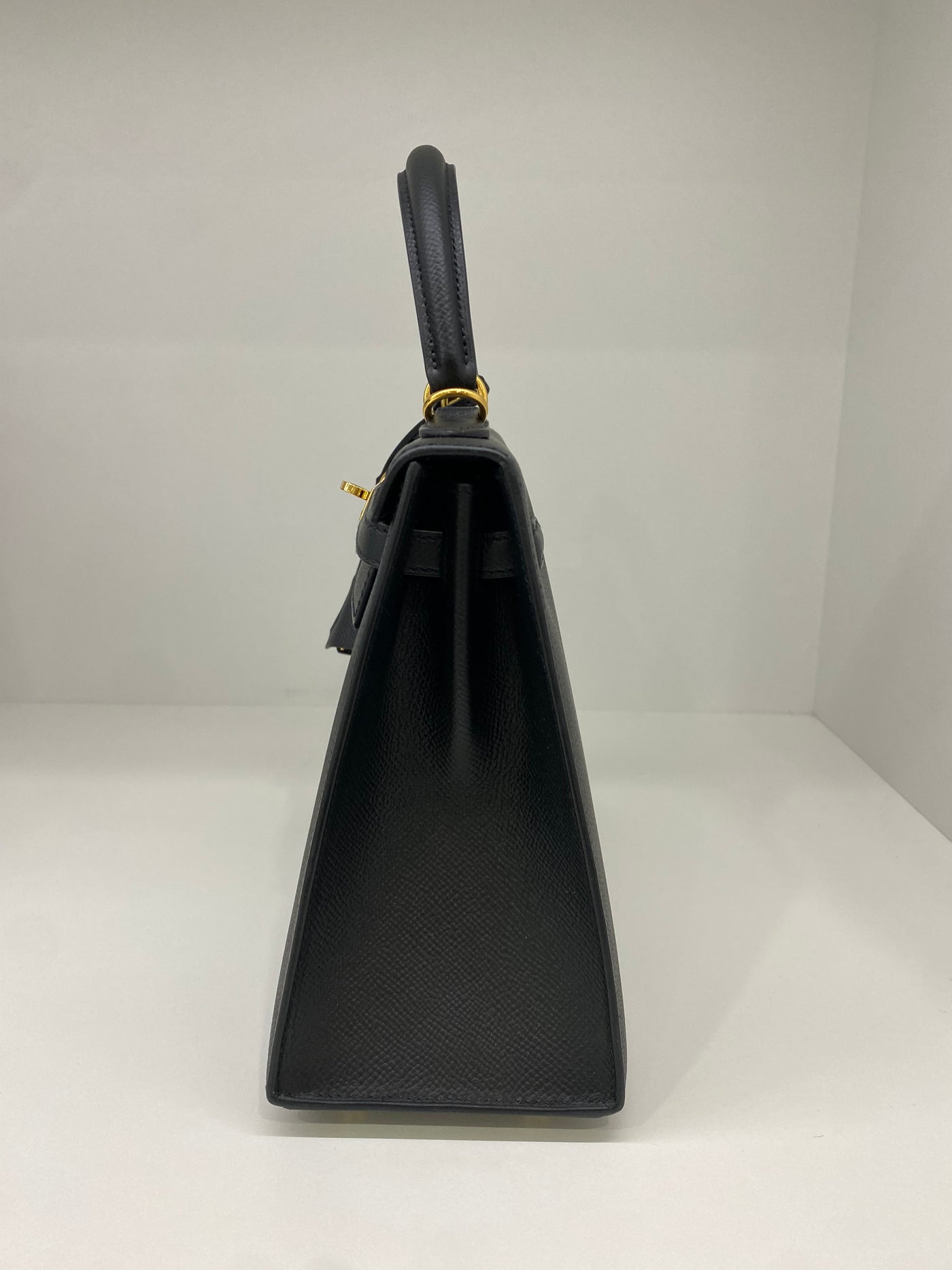 Hermès Kelly 25 Sellier Noir GHW
