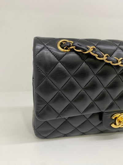 Chanel Classic Flap - Medium Black Lambskin GHW