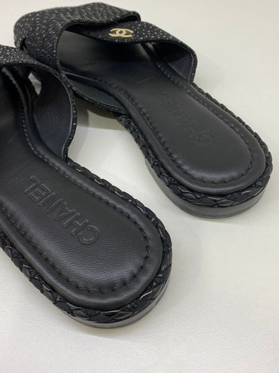 Chanel Black Crossover sandals - Size 39