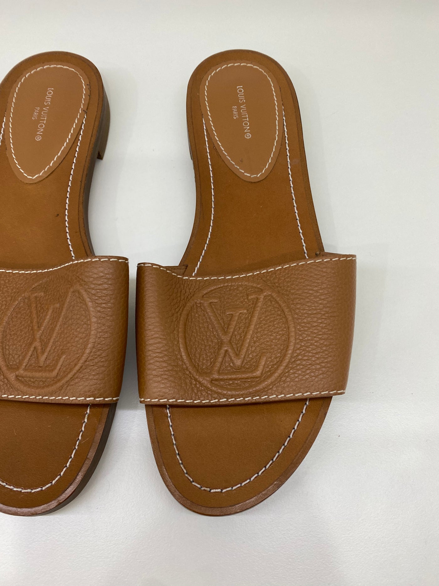 Louis Vuitton Leather Sandals - Size 38.5