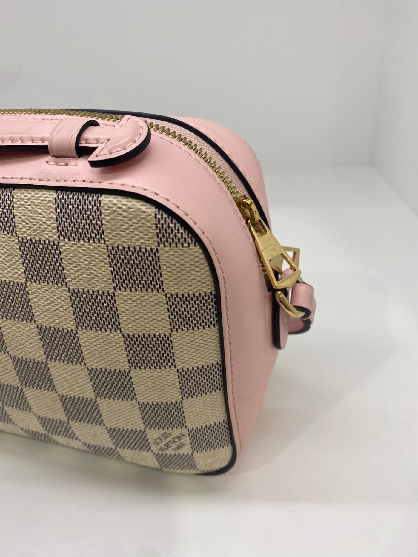 Louis Vuitton Saintonge Damier Azur