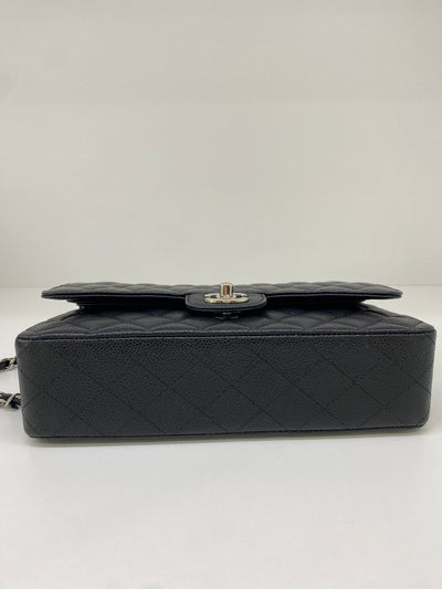 Chanel Classic Flap Medium Black Caviar SHW