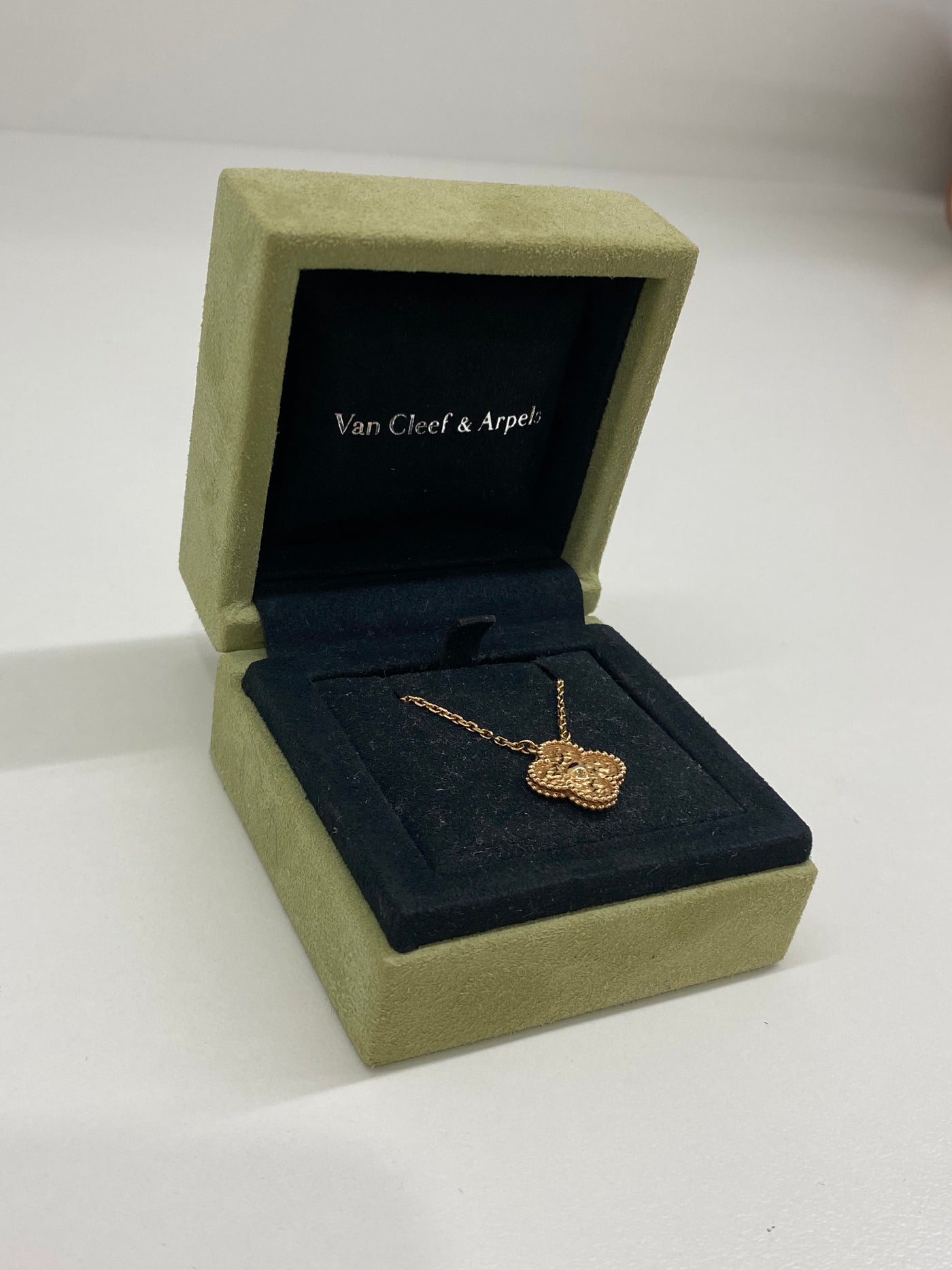 Van Cleef Alhambra Pendent Rose Gold