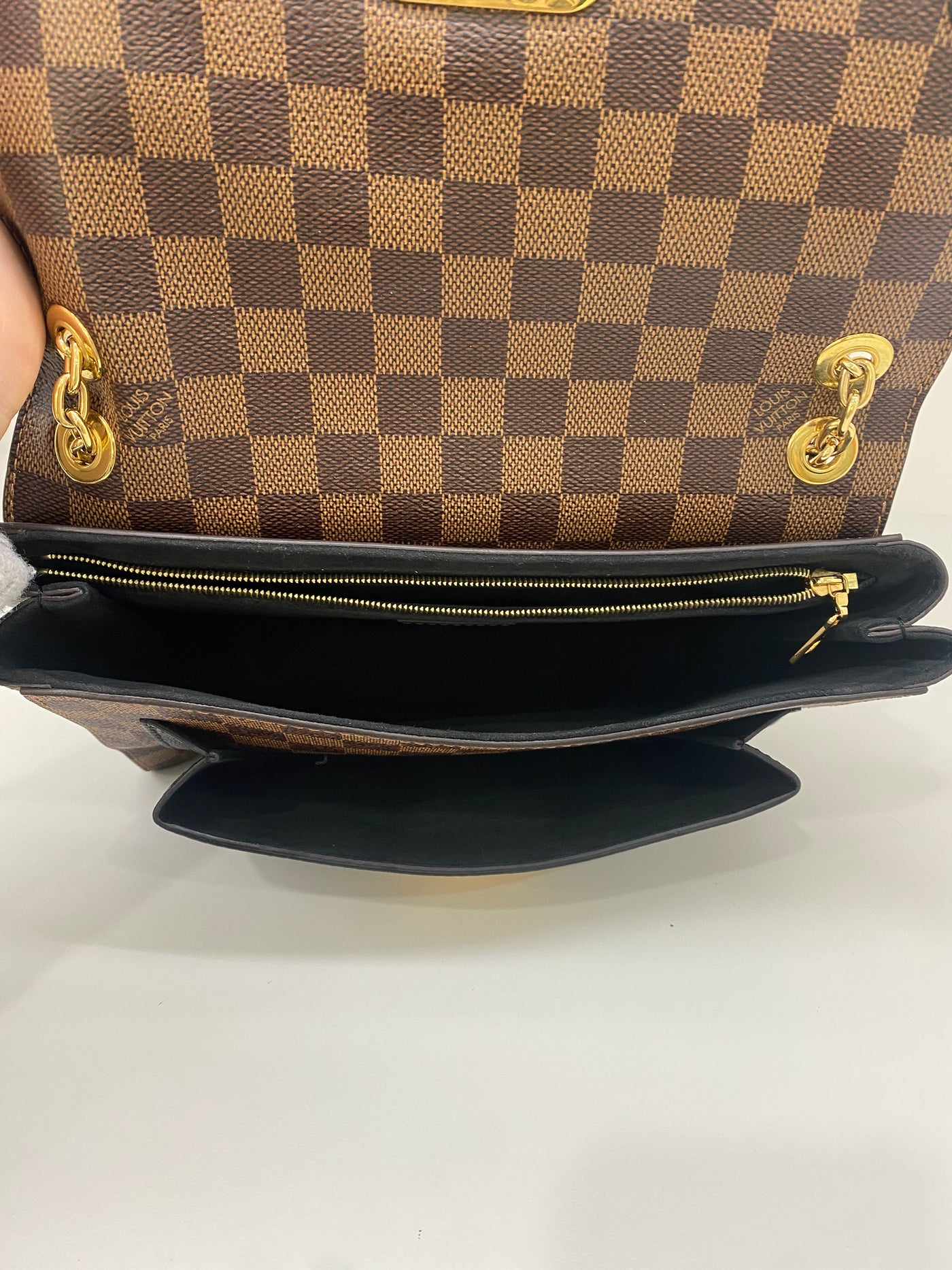 Louis Vuitton Victoire Monogram GHW