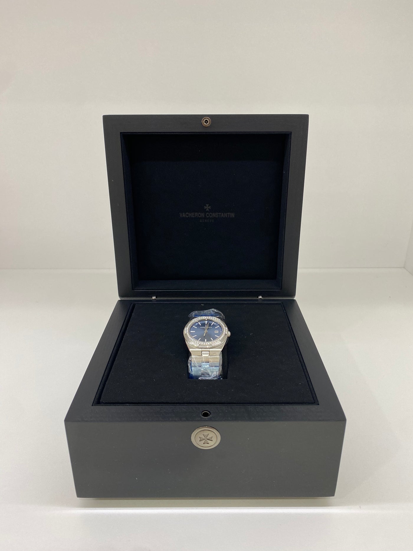 Vacheron Constantin 1205V/100A-B590 - Year 2022
