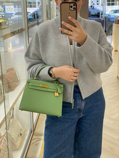 Hermès Kelly 25 Sellier Vert Criquet GHW
