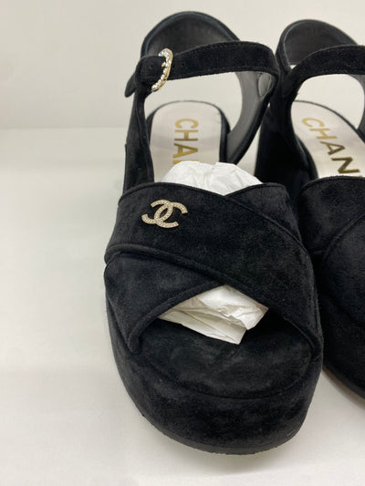 Chanel Suede Heel Black Size 37.5