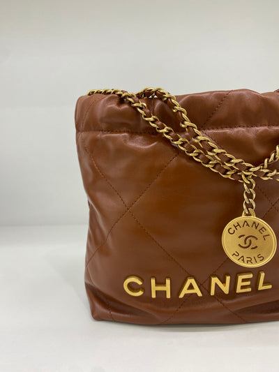 Chanel 22 Bag Mini - Caramel GHW