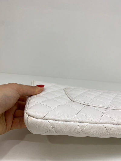 Chanel Clutch Off-White GHW