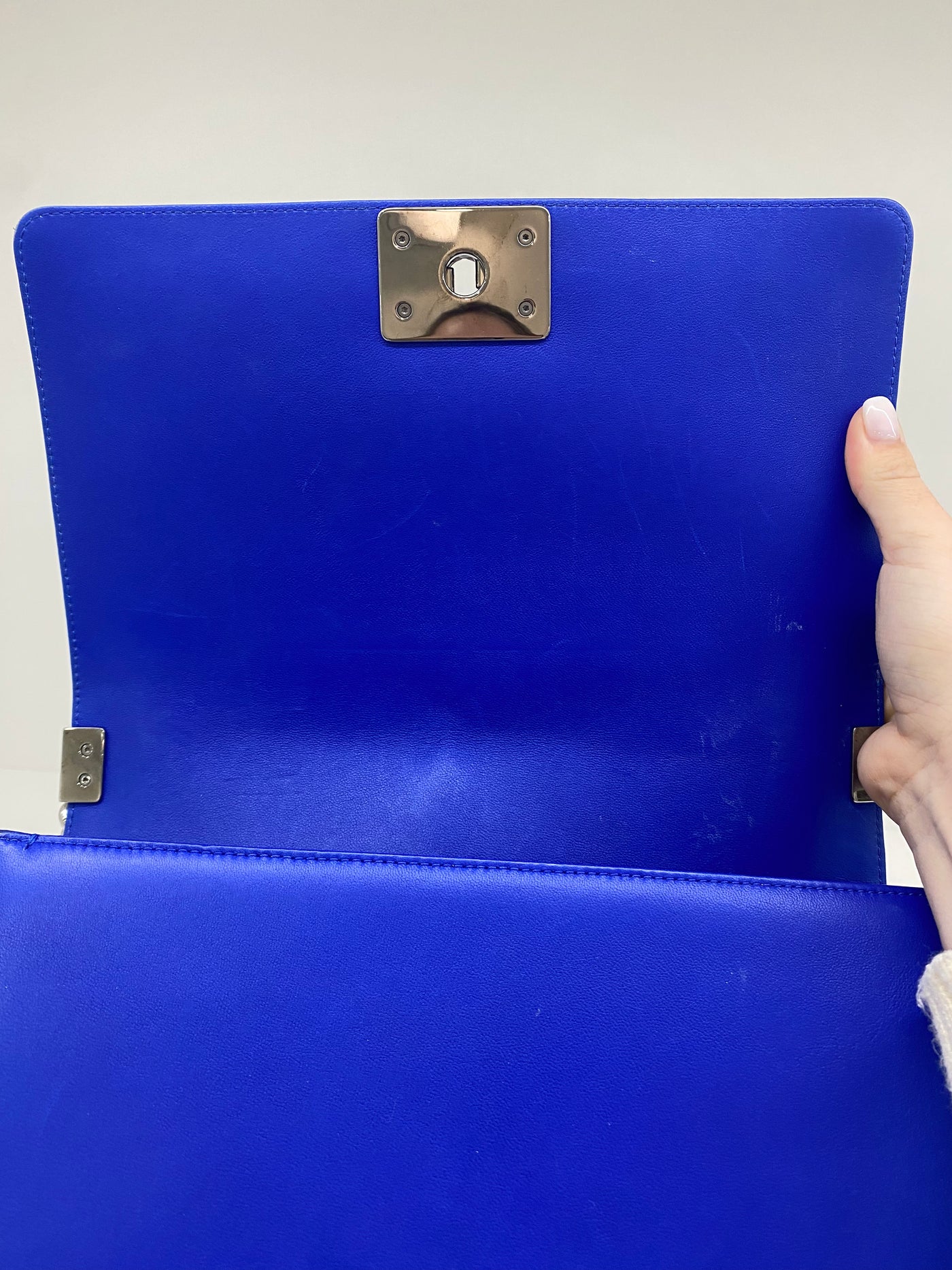 Chanel Boy Bag Medium - Electric Blue (series 24)