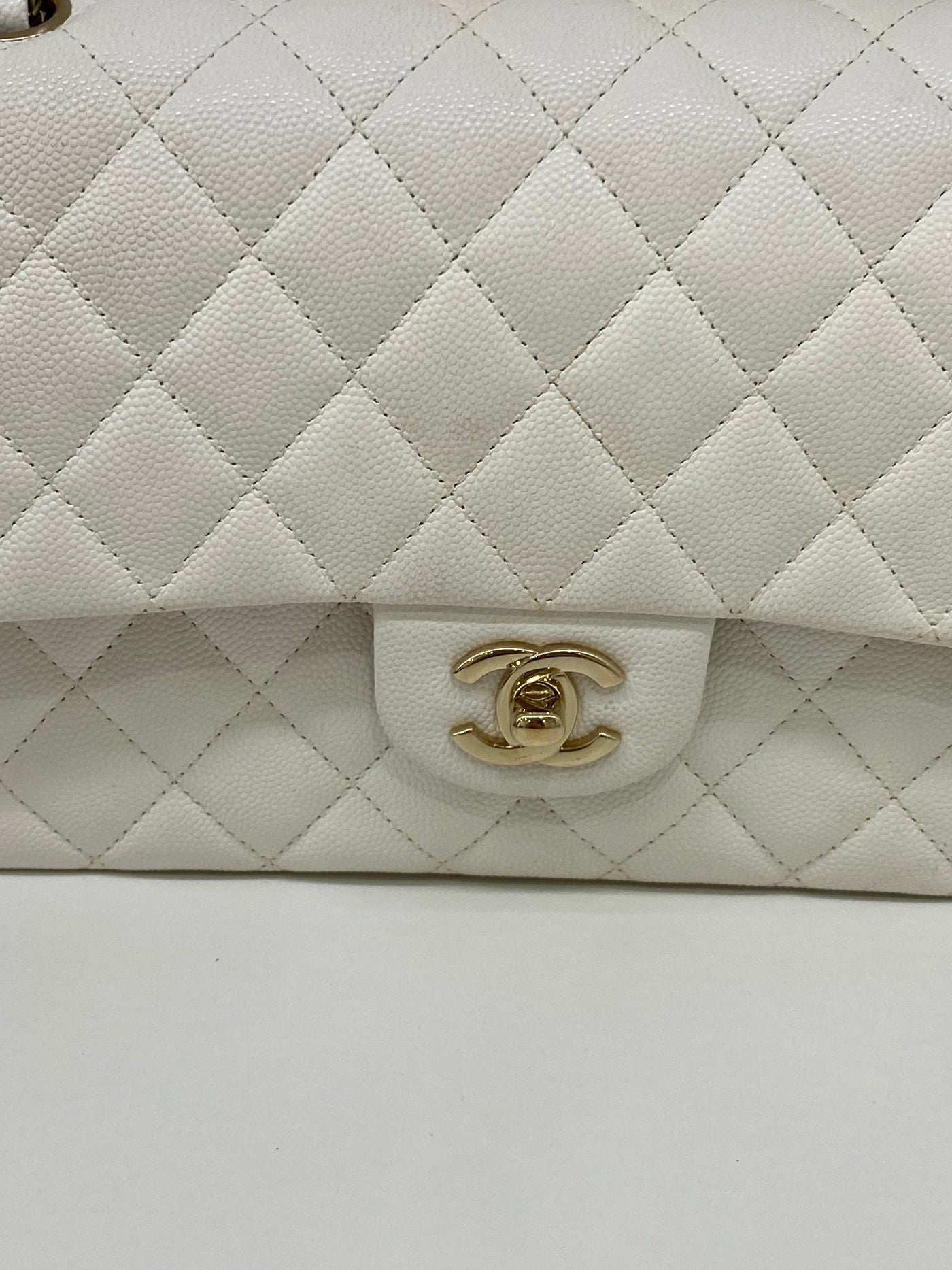 Chanel Classic Flap Medium White Caviar CHW