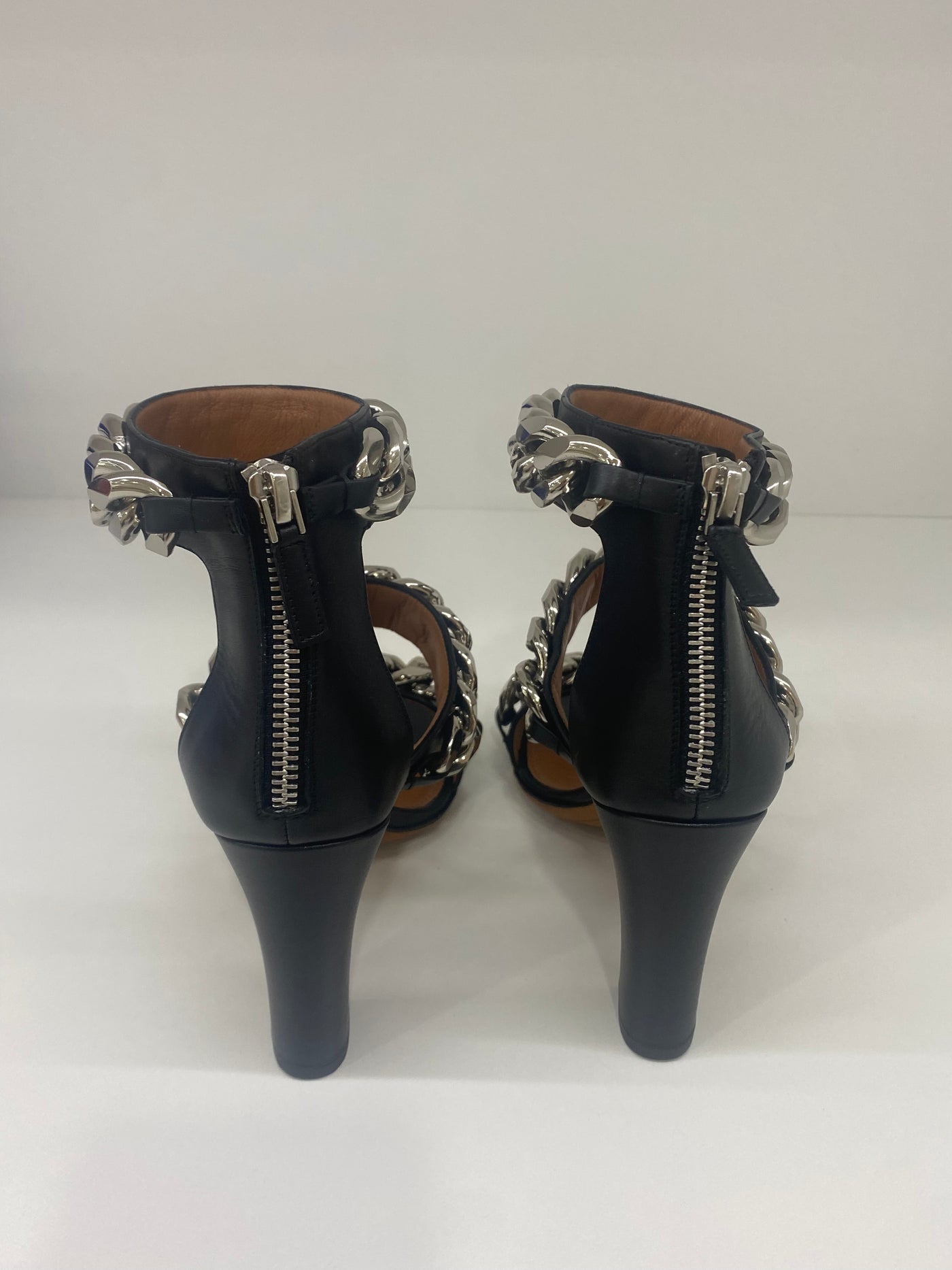 Givenchy Chain High Heels 35.5